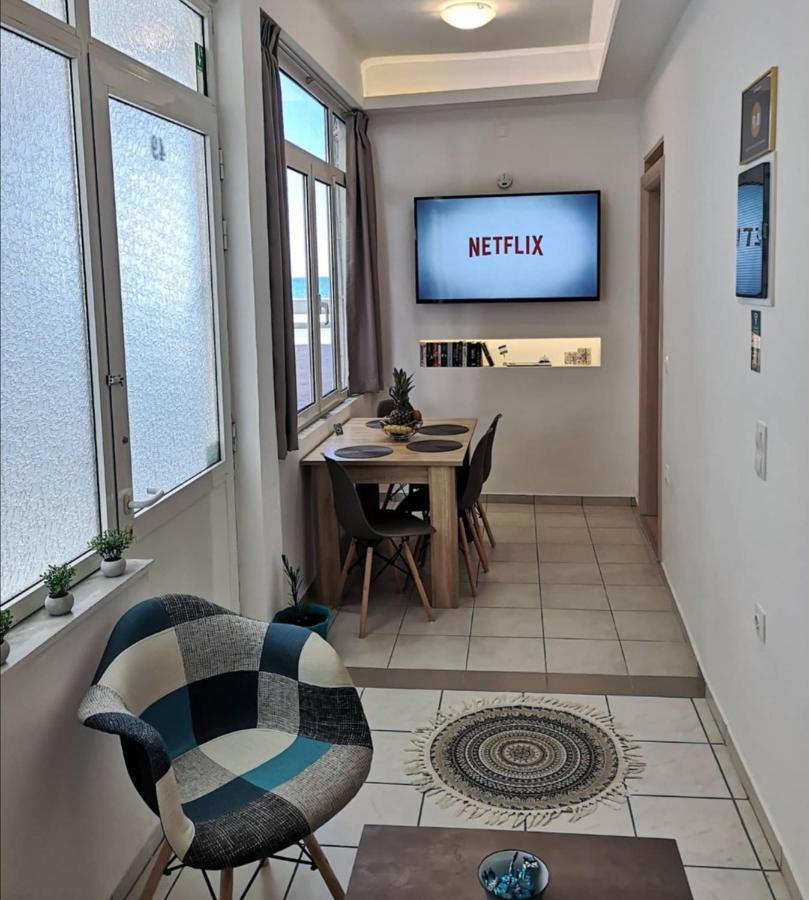 Salty Alley Seaside Apartment Rethymno  ภายนอก รูปภาพ