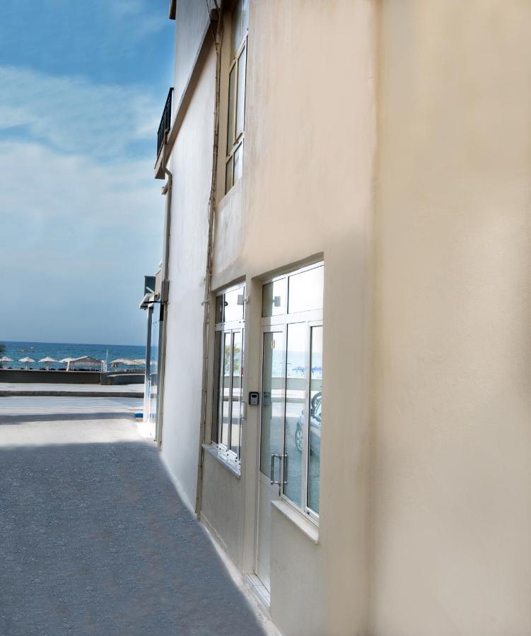 Salty Alley Seaside Apartment Rethymno  ภายนอก รูปภาพ
